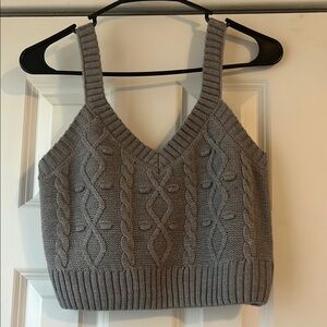Gray V-Neck Sleeveless Ribbed Crop Tank Top